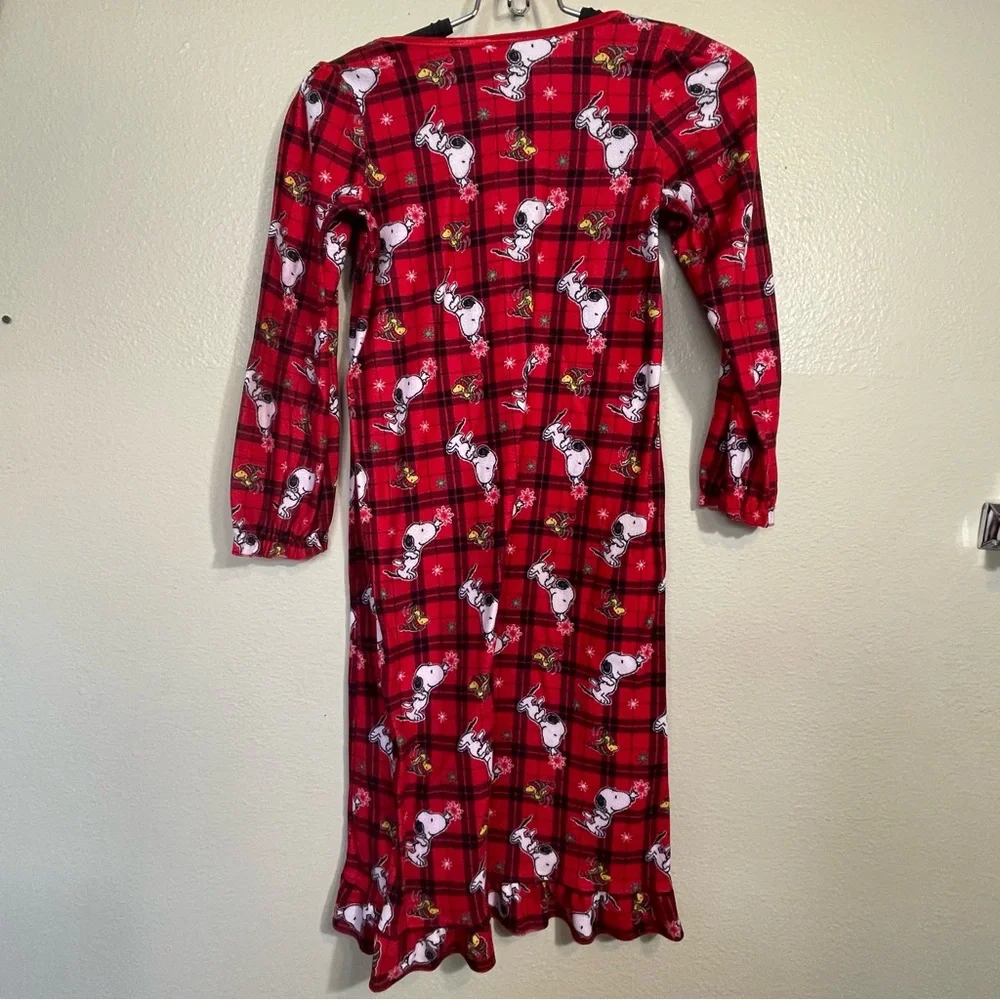 Peanuts Red and Pink Cozy Nightgown girls m